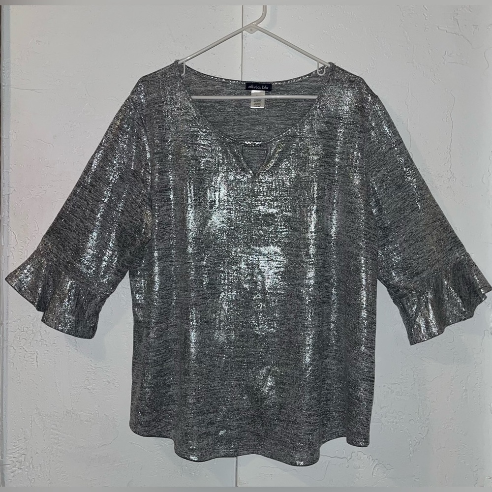 Olivia Blu Women’s Plus Size Metallic Silver Glitter Blouse